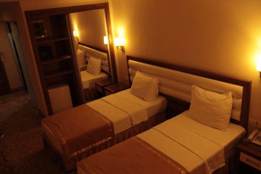 Ozpark Hotel Akşehir Eksteriør billede